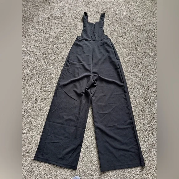 Amazon Black Wide-Leg Jumpsuit with Cross-Back Straps - Picture 3 of 6